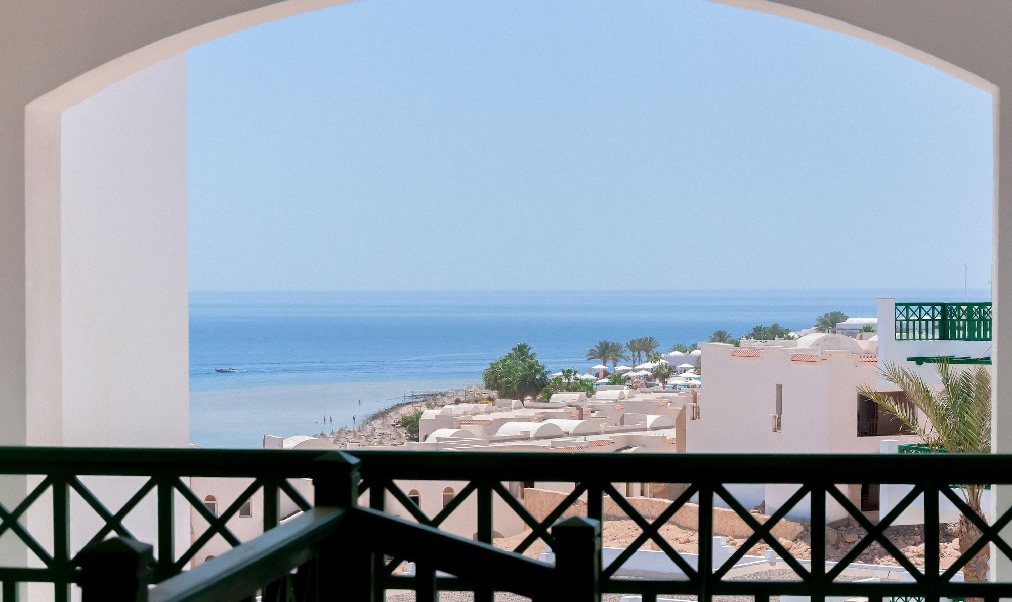 Coral Beach Resort Montazah (Adults Only) Шарм-эль-Шейх Экстерьер фото
