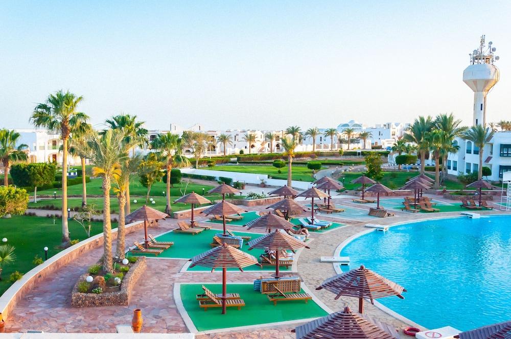Coral Beach Resort Montazah (Adults Only) Шарм-эль-Шейх Экстерьер фото